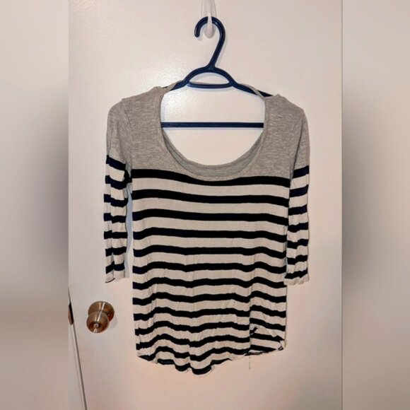 Tops - Womens Medium Stripped Shirt